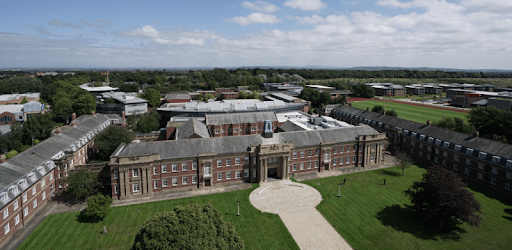 Edge Hill Central PC screenshot