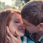 couple kiss wallpaper for PC