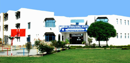 Eastwood International School. PC screenshot